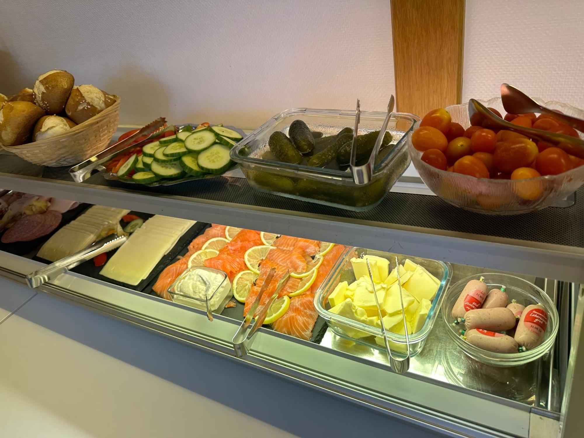 Hotel Barbarossa Karlsruhe Stadtmitte ภายนอก รูปภาพ