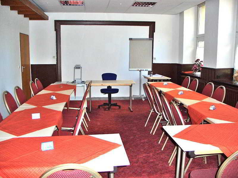 Hotel Barbarossa Karlsruhe Stadtmitte ภายนอก รูปภาพ