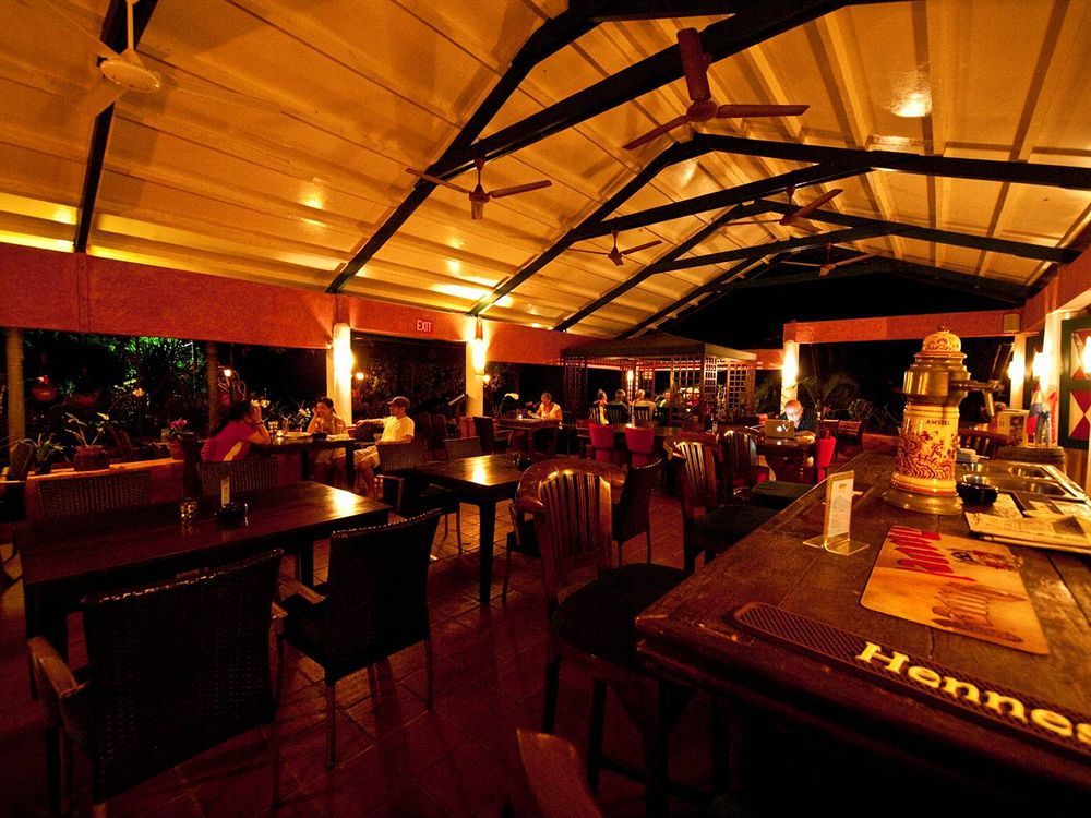 Hotel Barbarossa Karlsruhe Stadtmitte ภายนอก รูปภาพ