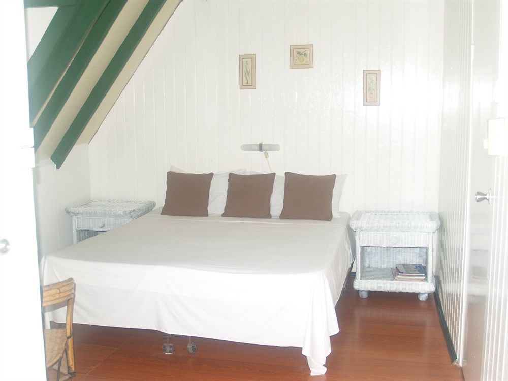 Hotel Barbarossa Karlsruhe Stadtmitte ภายนอก รูปภาพ
