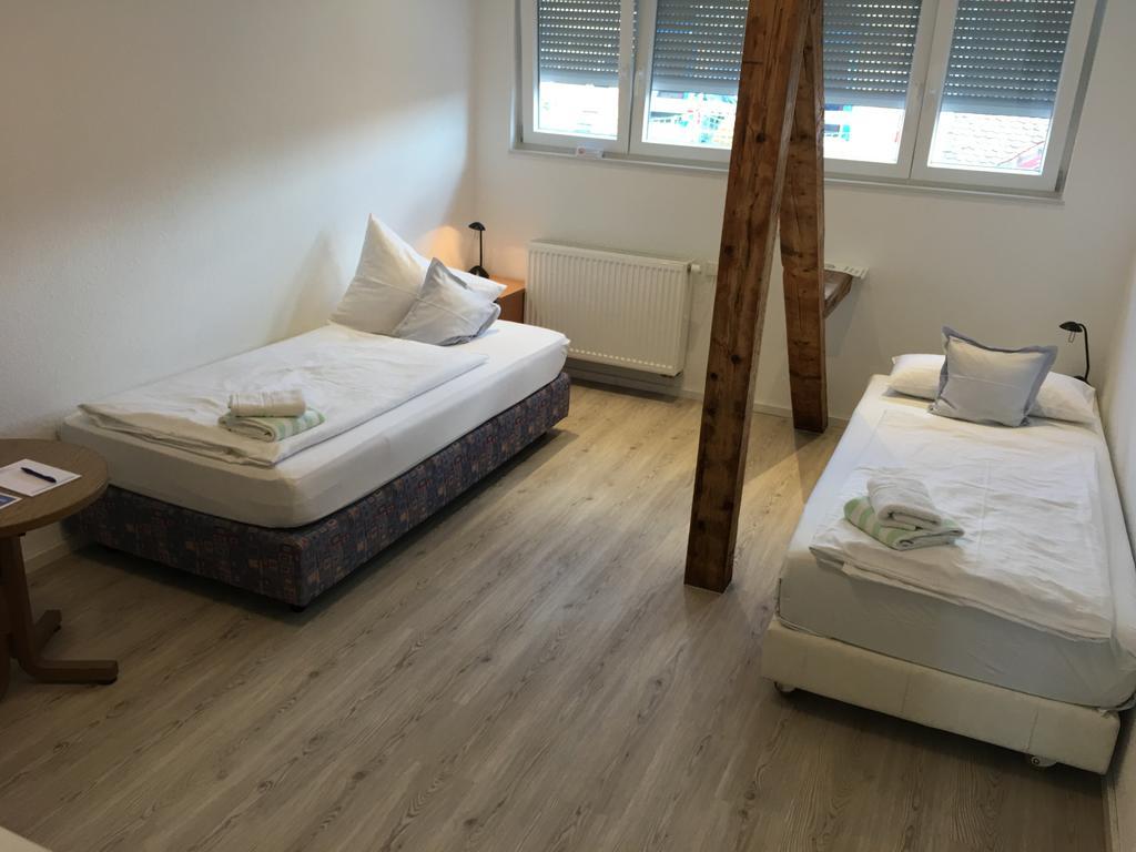 Hotel Barbarossa Karlsruhe Stadtmitte ภายนอก รูปภาพ